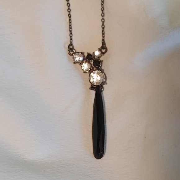 Vintage Jet Black & Rhinestone Pendant Necklace & Earring Set - Picture 2 of 6